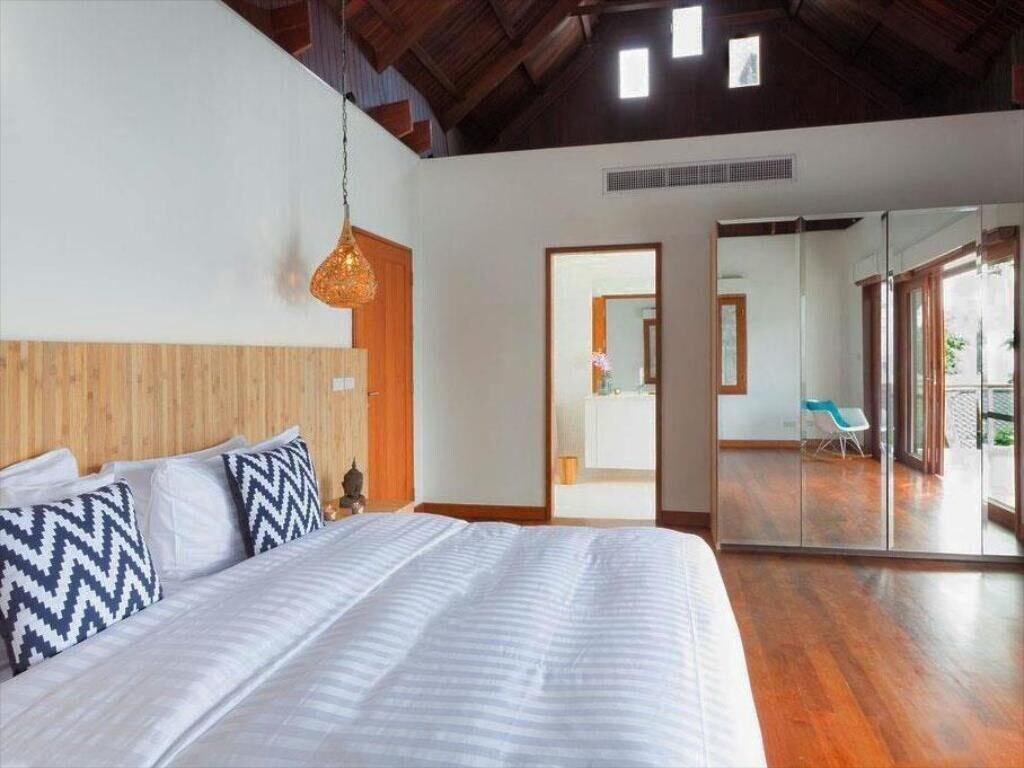 Villa Nevaeh Kamala Beach Exterior photo
