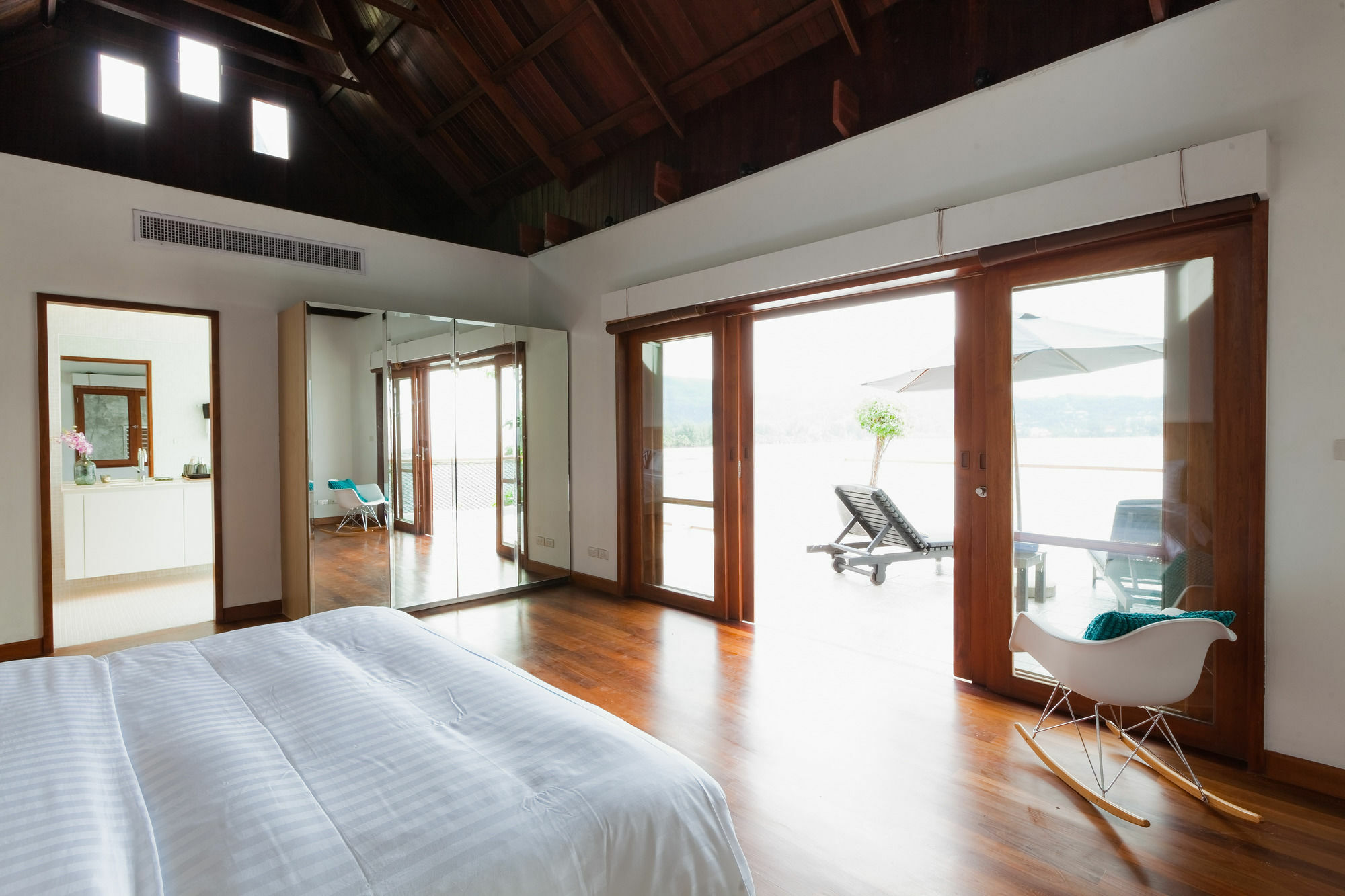 Villa Nevaeh Kamala Beach Exterior photo