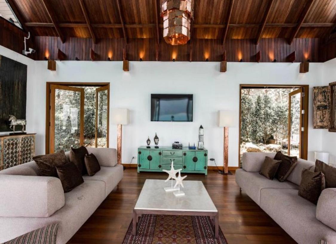 Villa Nevaeh Kamala Beach Exterior photo