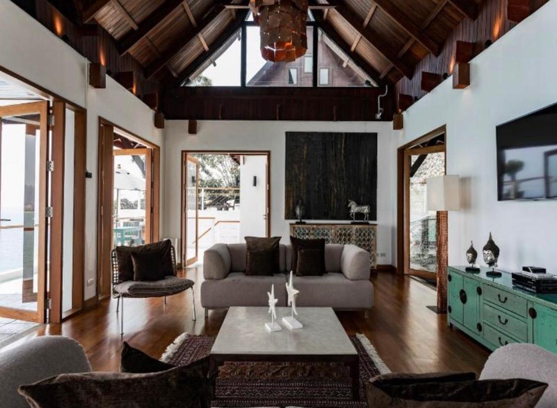 Villa Nevaeh Kamala Beach Exterior photo